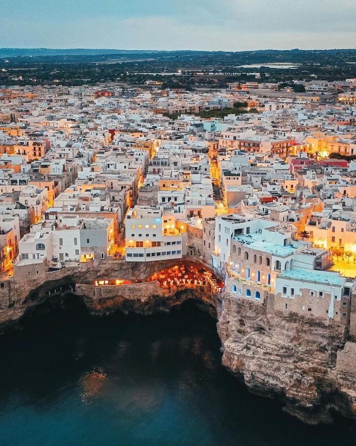 La Dimora Nel Sottano Alla Strada Polignano a Mare Eksteriør billede